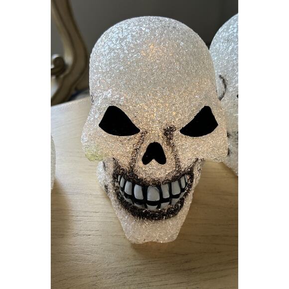 Vtg 90s Halloween Melted Plastic Ghost Skulls Light Up Popcorn Decorations (3) - Picture 2 of 5